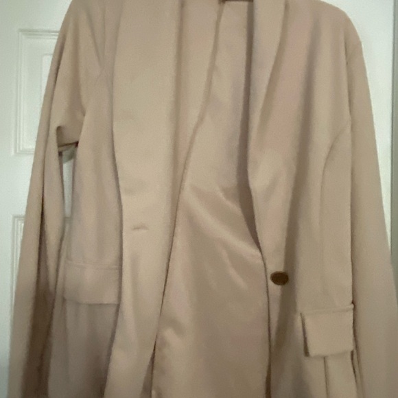 Fashion Nova Jackets & Blazers - Fashion Nova Nude Beige blazer.